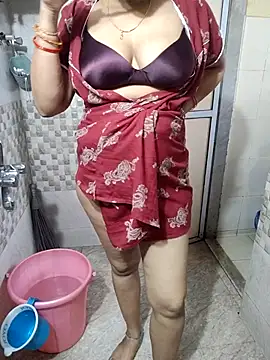 Snapshot of samitasharma chatting on September 27, 2025, 5:01 am samitasharma online show from September 27, 2025, 5:01 am