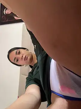 Snapshot of karla_nill chatting on December 30, 2024, 5:13 pm karla nill online show from December 30, 2024, 5:13 pm