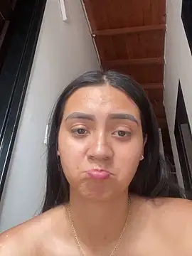 Snapshot of karla_nill chatting on January 15, 2025, 8:26 pm karla nill online show from January 15, 2025, 8:26 pm