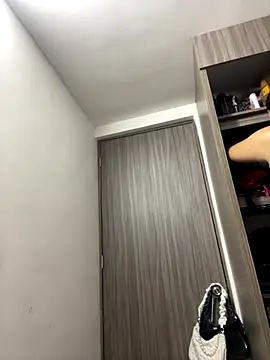 Snapshot of karla_nill chatting on October 13, 2025, 6:19 pm karla nill online show from October 13, 2025, 6:19 pm