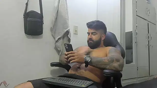 Lyon vach online show from February 4, 2025, 3:47 pm