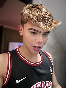 PRINCE STEV online show from March 15, 2025, 8:32 pm