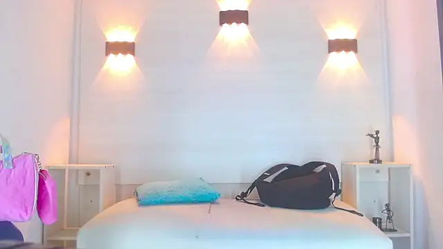 Snapshot of Molly_Spears chatting on February 18, 2025, 11:55 am Molly Spears online show from February 18, 2025, 11:55 am