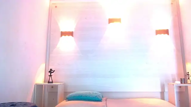 Snapshot of Molly_Spears chatting on March 12, 2025, 11:31 am Molly Spears online show from March 12, 2025, 11:31 am