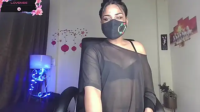 Black-Pearll online show from February 25, 2026, 5:22 pm