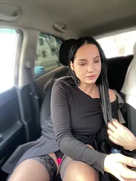 Roxana-Sexy online show from October 30, 2025, 4:03 am