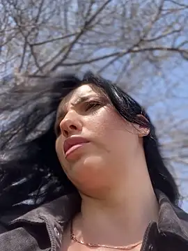 Roxana-Sexy online show from April 1, 2026, 4:57 am