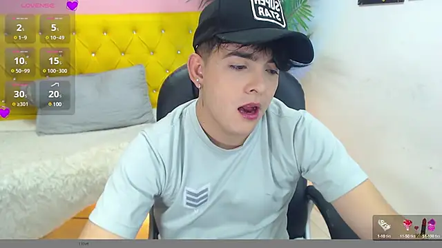 Snapshot of nolan_twink1 chatting on January 29, 2025, 6:18 pm nolan twink1 online show from January 29, 2025, 6:18 pm