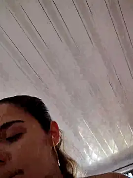 LaurenWelly  online show from February 20, 2025, 8:36 pm