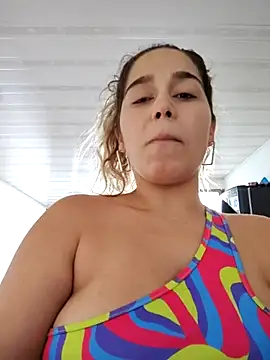 LaurenWelly  online show from March 17, 2025, 8:40 pm