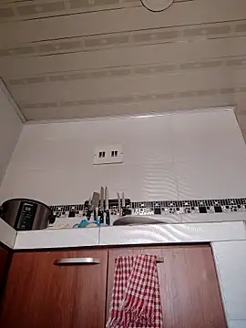 LaurenWelly  online show from September 8, 2025, 3:11 pm