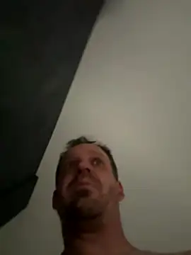 Snapshot of ciru2023 chatting on October 14, 2025, 8:09 pm ciru2023 online show from October 14, 2025, 8:09 pm