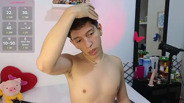 milky  boy  online show from January 16, 2026, 4:49 am