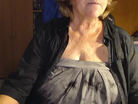  sunshine   online show from January 17, 2026, 4:33 pm