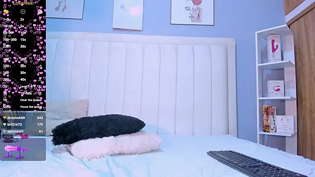 Paula-Brown1 online show from March 20, 2025, 10:18 pm