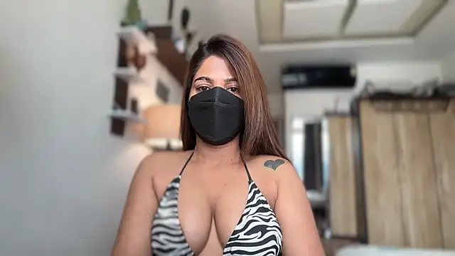 Hotty-Sana online show from April 10, 2026, 2:50 am