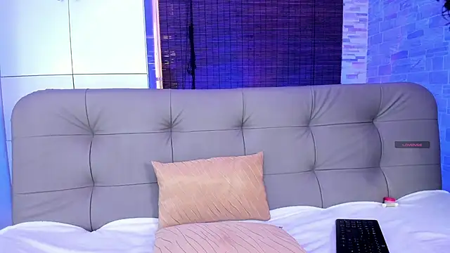 candyy bella online show from March 2, 2025, 3:48 pm