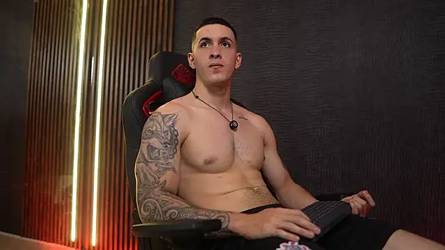 JacksonOlsenn online show from February 27, 2026, 9:15 pm