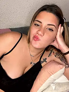 susanahart online show from December 2, 2024, 2:31 am