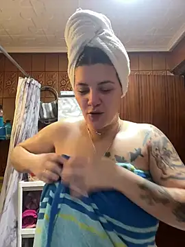 susanahart online show from December 13, 2024, 11:45 am