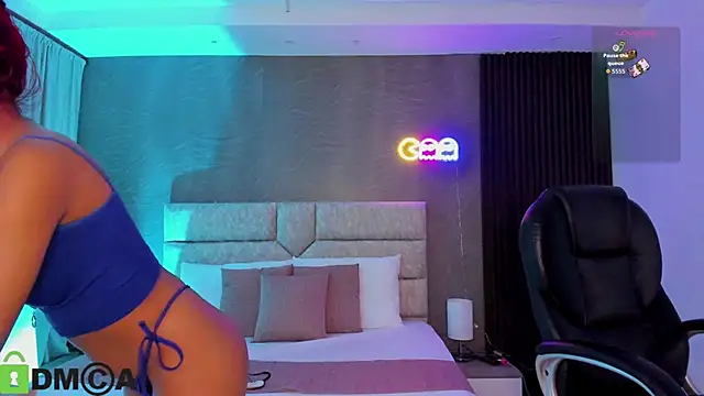 Snapshot of Cristal__adams chatting on September 11, 2025, 12:38 pm Cristal adams online show from September 11, 2025, 12:38 pm