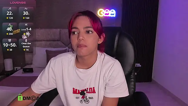 Snapshot of Cristal__adams chatting on September 19, 2025, 12:39 pm Cristal adams online show from September 19, 2025, 12:39 pm