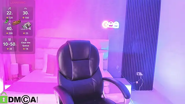 Snapshot of Cristal__adams chatting on September 22, 2025, 12:18 pm Cristal adams online show from September 22, 2025, 12:18 pm