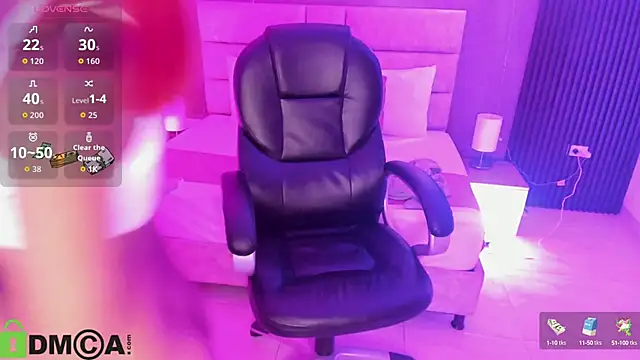 Snapshot of Cristal__adams chatting on September 25, 2025, 12:53 pm Cristal adams online show from September 25, 2025, 12:53 pm