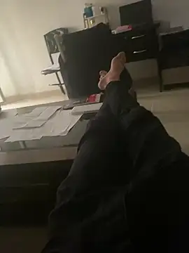 alex-riadh online show from January 9, 2025, 2:29 pm