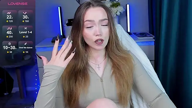 Evia r0se online show from October 24, 2025, 1:40 pm