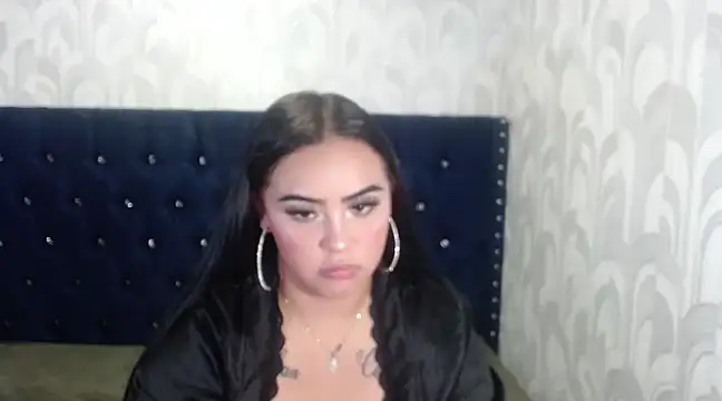 emilysmithxxx online show from December 5, 2024, 1:06 pm