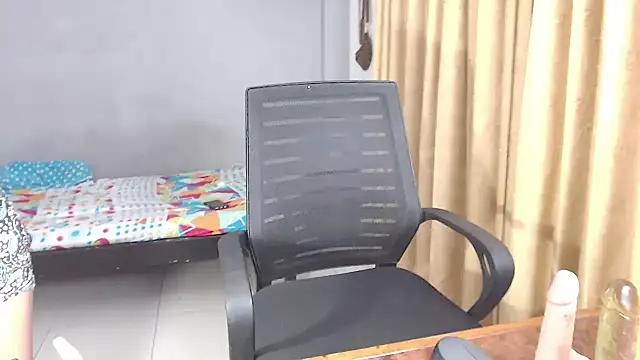 SusanLeroy online show from November 16, 2025, 9:48 am