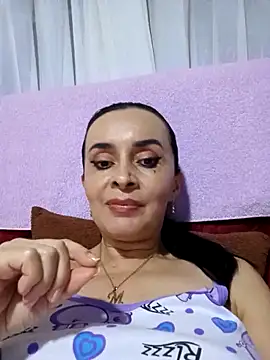 Samantha Sullivan  online show from October 8, 2025, 2:09 am