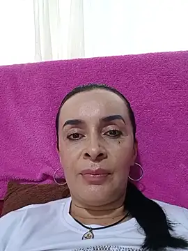 Snapshot of Samantha_Sullivan_ chatting on May 7, 2026, 9:42 pm Samantha Sullivan online show from May 7, 2026, 9:42 pm