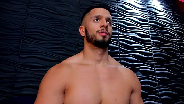 Cutetitslatin online show from March 7, 2025, 8:55 pm