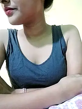 MISSQUEEN48 online show from March 22, 2025, 2:25 pm