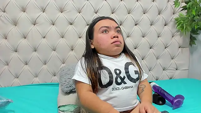 Snapshot of Michelle_Brooks chatting on December 10, 2024, 1:44 pm Michelle Brooks online show from December 10, 2024, 1:44 pm