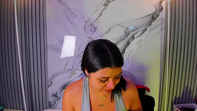 venusowen  online show from June 8, 2026, 12:49 pm