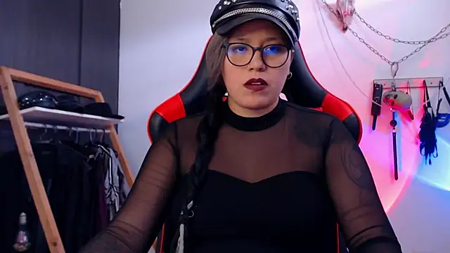 LilithSharon online show from January 15, 2025, 5:37 pm