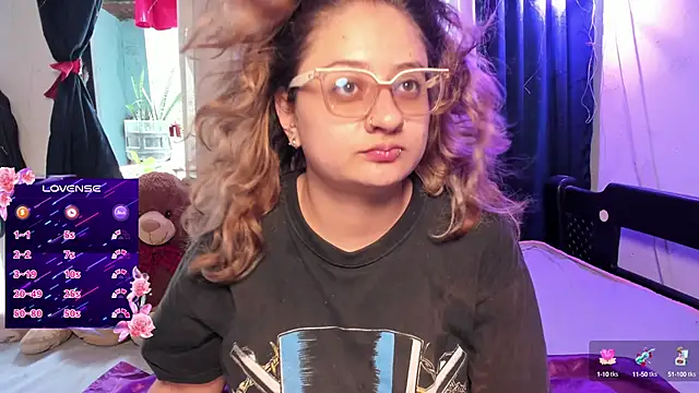 AnnieBigBoobs online show from October 5, 2025, 4:05 pm