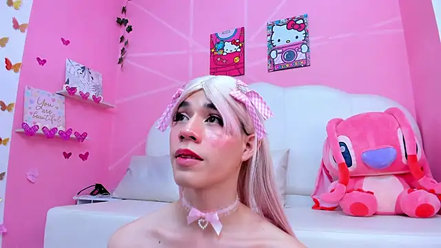 Snapshot of DaripQueen chatting on March 18, 2025, 4:48 pm DaripQueen online show from March 18, 2025, 4:48 pm