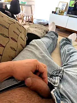 bomvivant2 online show from November 29, 2025, 7:17 pm