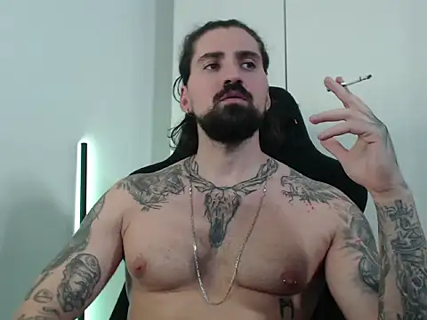 MateoHunk online show from October 22, 2025, 2:39 pm