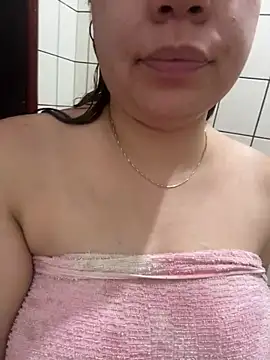 DoceRuiva online show from February 19, 2025, 3:49 pm