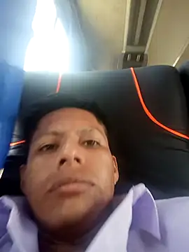 alexchir4 online show from October 1, 2025, 9:10 pm