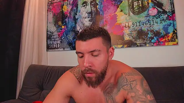 Snapshot of _dreammr1_ chatting on November 18, 2025, 10:47 pm dreammr1 online show from November 18, 2025, 10:47 pm