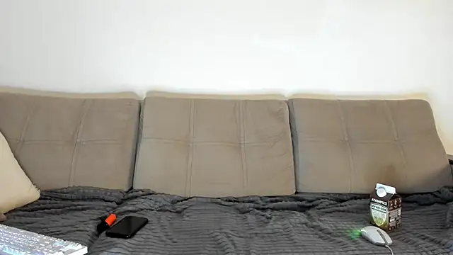 Ian Connery online show from December 13, 2024, 5:10 pm