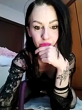 dahlia 82 online show from March 19, 2026, 9:13 am