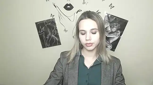  StAcY online show from December 23, 2024, 4:28 pm