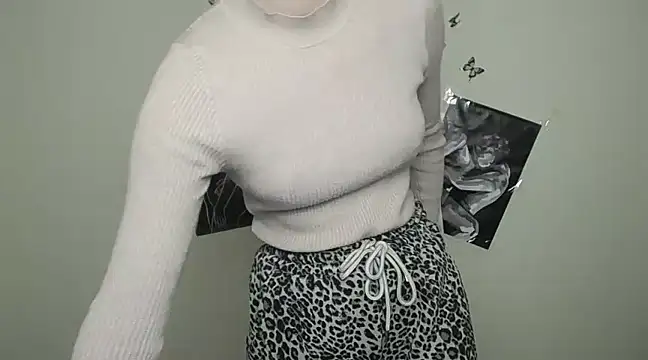  StAcY online show from February 4, 2025, 1:16 pm